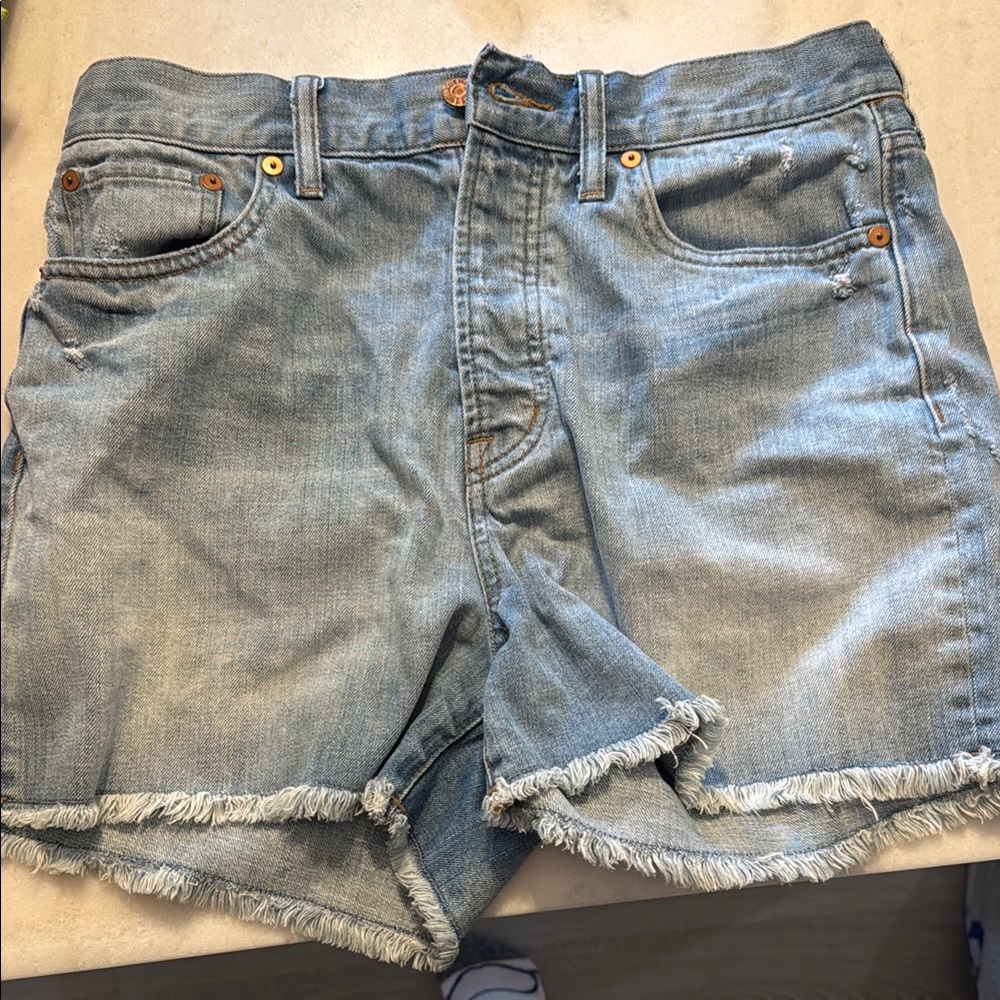 Madewell light wash denim shorts size 29